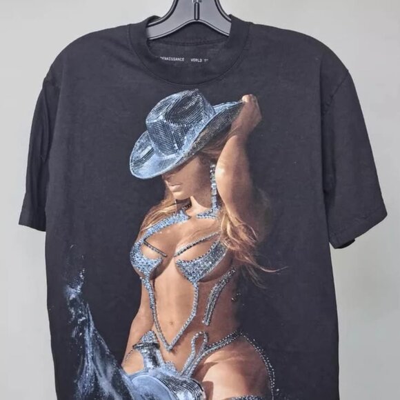 women's beyonce renaissance tour Official  t-shirt - Picture 1 of 2